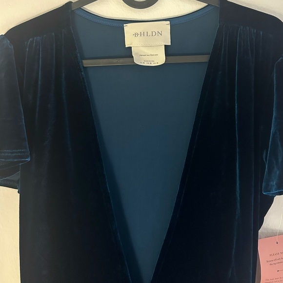 NWT💕 BHLDN Thrive Velvet Wrap Midi Dress - Teal Medium - Picture 3 of 5